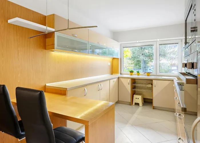 Family With Garden View Appartement *